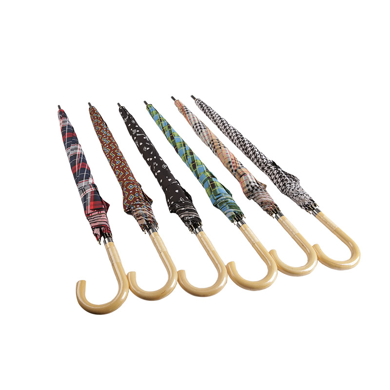 Stabiler und umgekehrter gerader Pongee-Regenschirm – 0E6B0338